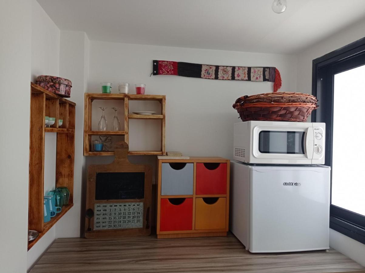 New! Great Location! Vibrant Downtown, Talpiot Market, Flea Market, Carmel Beach, Close To Everywhere Apartment Haifa Exterior photo